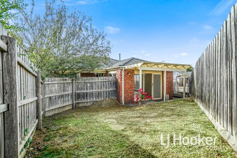 Property photo of 7/3 Hale Place Pakenham VIC 3810