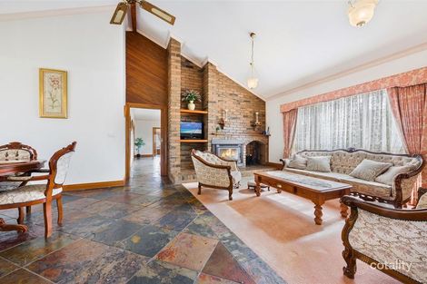 Property photo of 27 Ozone Crescent Bell Park VIC 3215