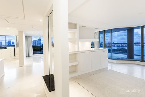 Property photo of 2001/7 Rockwall Crescent Potts Point NSW 2011