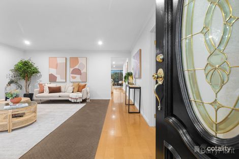 Property photo of 8 Brent Close Berwick VIC 3806