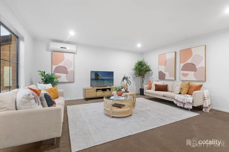 Property photo of 8 Brent Close Berwick VIC 3806