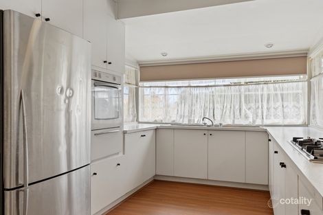 Property photo of 2 Fraser Court Ballan VIC 3342