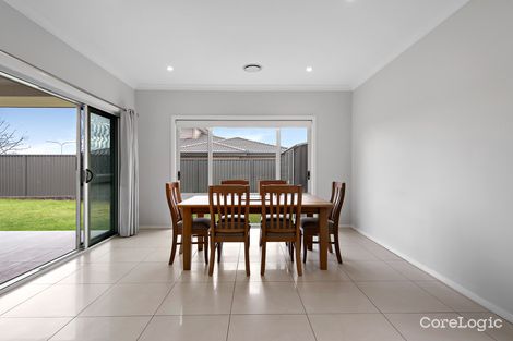 Property photo of 28 Correa Circuit Gregory Hills NSW 2557