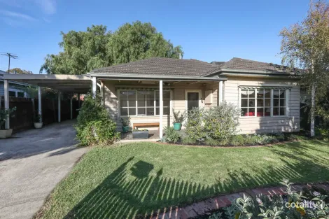Property photo of 16 Hansen Street Altona North VIC 3025
