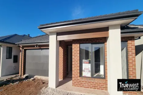 Property photo of 5 Hertford Place Strathtulloh VIC 3338