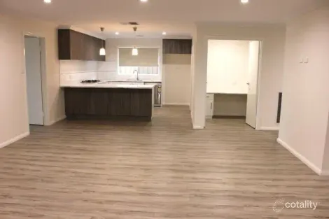 Property photo of 16 Chang Avenue Lloyd NSW 2650