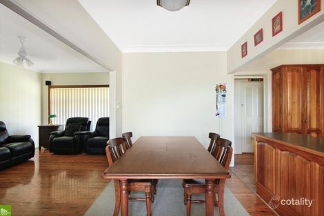 Property photo of 30 Beverley Avenue Unanderra NSW 2526