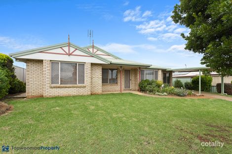 8 Crusader Ct, Wilsonton, QLD 4350
