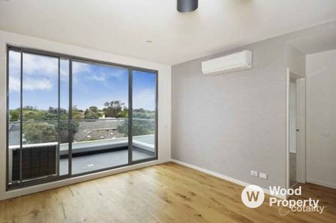 Property photo of 301/9 Chesterville Road Cheltenham VIC 3192