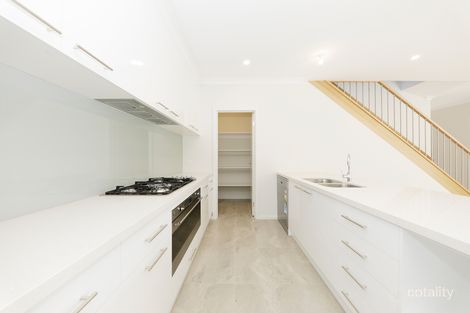 Property photo of 2/42 Windella Crescent Glen Waverley VIC 3150