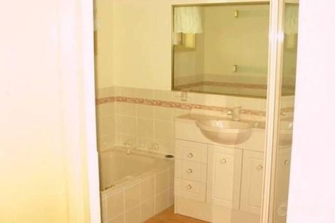 Property photo of 32 Atkin Avenue Speers Point NSW 2284