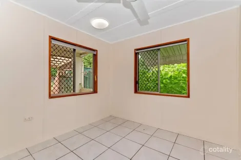 Property photo of 7 Linden Crescent Wulguru QLD 4811