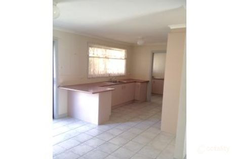 Property photo of 3 Worcester Road Gisborne VIC 3437