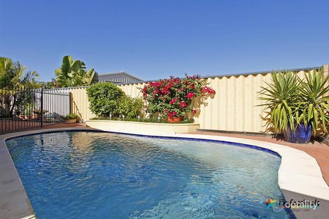 19 Margate Pl, Marangaroo, WA 6064