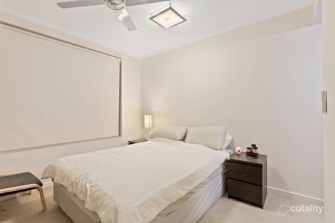 Property photo of 24/9 Moores Crescent Varsity Lakes QLD 4227