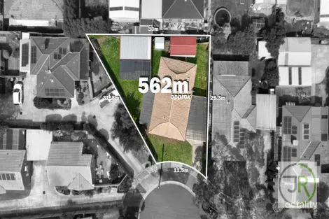 Property photo of 8 Milner Court Cranbourne VIC 3977