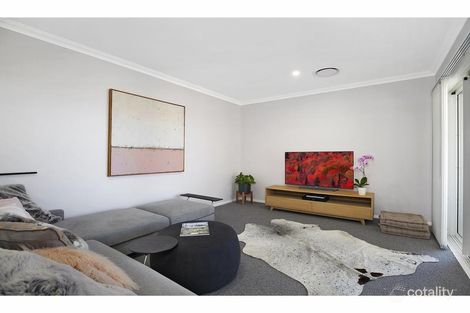 Property photo of 14 Owens Street Spring Farm NSW 2570