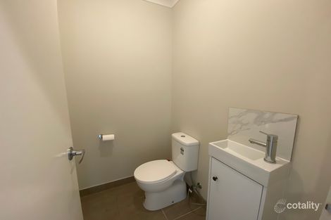 Property photo of 6 Peak Road Greenvale VIC 3059