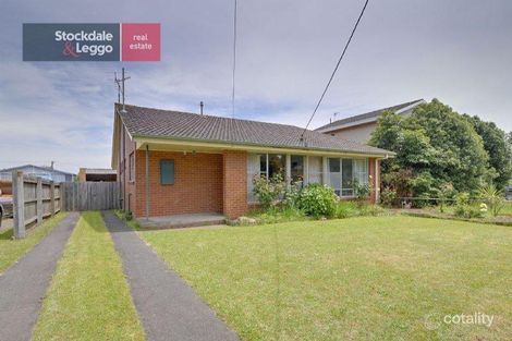 27 Manuka St, Churchill, VIC 3842