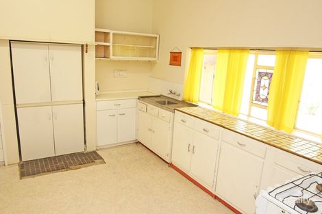 Property photo of 16 Nineteenth Street Renmark SA 5341