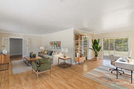 66 Hennessy Ave, Orelia, WA 6167