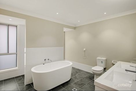 Property photo of 23 Grasstree Avenue Woongarrah NSW 2259