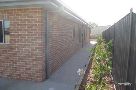 Property photo of 1 Caple Street Young NSW 2594