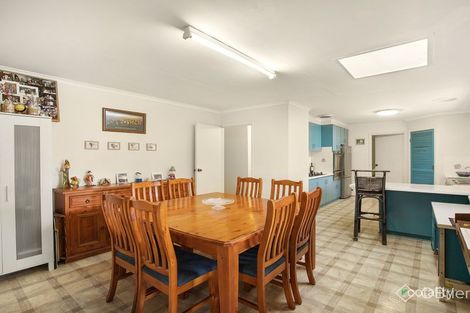Property photo of 1 Sandown Court Somerville VIC 3912