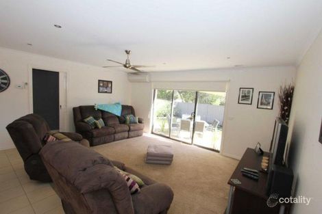 Property photo of 1/1 Hillside Drive Ballarat North VIC 3350