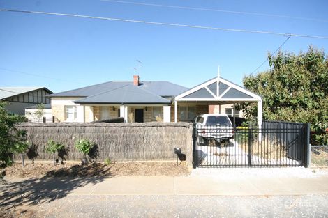 21 Winifred Ave, Glandore, SA 5037