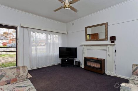Property photo of 1 Manallack Street Golden Square VIC 3555