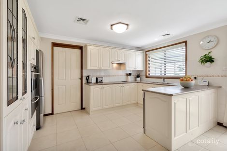 Property photo of 11 Browning Close Wetherill Park NSW 2164