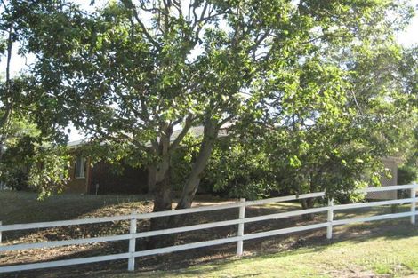 15 Brigalow St, Lowood, QLD 4311