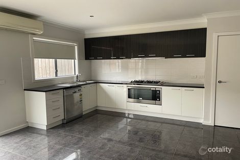 11 Bohr Walk, Fraser Rise, VIC 3336