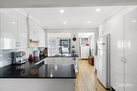 Property photo of 14 Robertson Road Killarney Vale NSW 2261