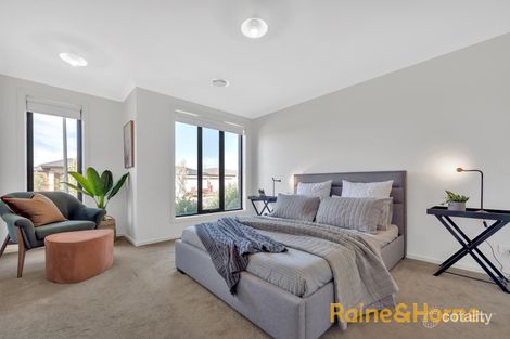 Property photo of 24 Robinson Drive Weir Views VIC 3338
