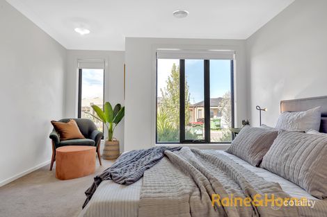 Property photo of 24 Robinson Drive Weir Views VIC 3338