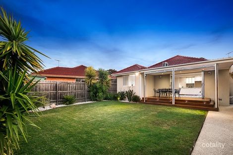 Property photo of 2 Konrad Street Bentleigh East VIC 3165