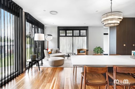 Property photo of 100 William James Drive Mount Kembla NSW 2526