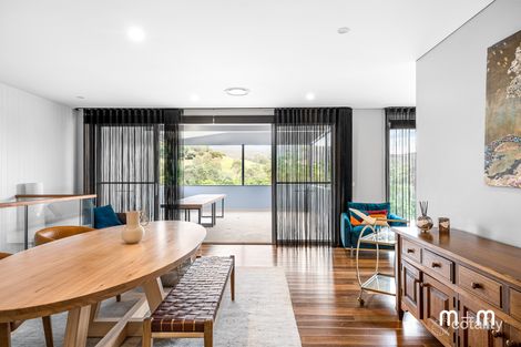 Property photo of 100 William James Drive Mount Kembla NSW 2526