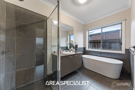 Property photo of 41 Rosebery Street Lang Lang VIC 3984