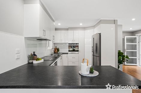 Property photo of 27 Mountfield Road Kilsyth VIC 3137