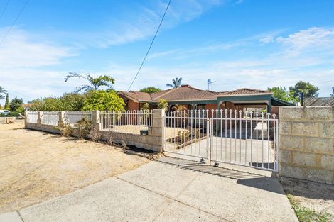 Property photo of 3 Finula Place Parkwood WA 6147