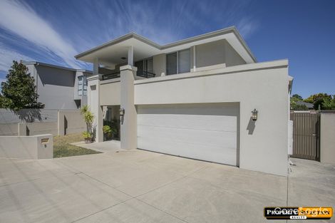 Property photo of 8 Dreyfus Place Dianella WA 6059