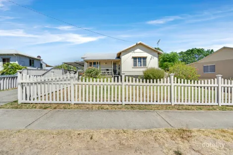 43b Xavier St, Carey Park, WA 6230