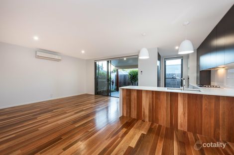 Property photo of 5/223A Mackenzie Street Centenary Heights QLD 4350