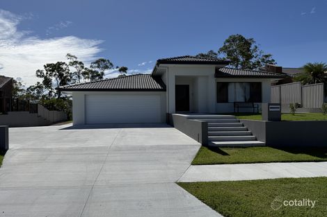 37 Tamworth Dr, Helensvale, QLD 4212