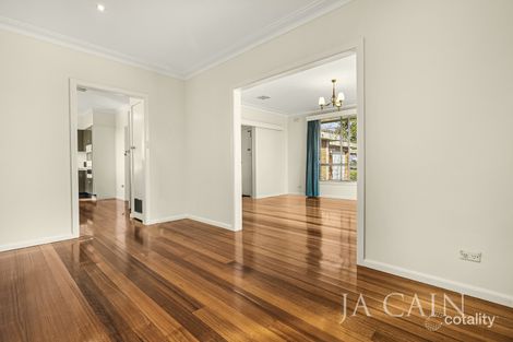 Property photo of 335 Highbury Road Burwood VIC 3125