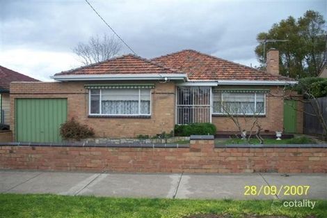 Property photo of 102A Hoffmans Road Essendon VIC 3040