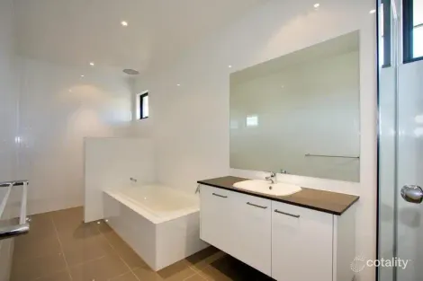 Property photo of 3/24 Newbigin Street Burwood VIC 3125